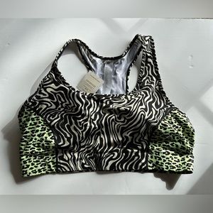 On the Go Midi Medium Impact Sports Bra